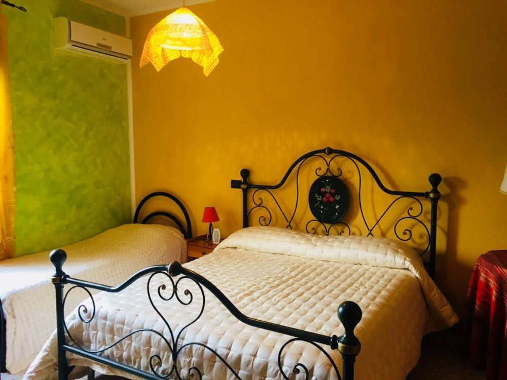 B&B Il Tulipano Sul Lago Colle di Tora Екстериор снимка